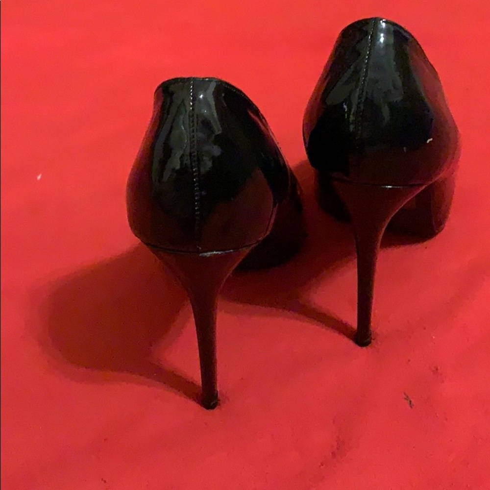 Shoes - Picture 3 of 4